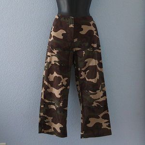 Camouflage Capri (Junior Size 7)